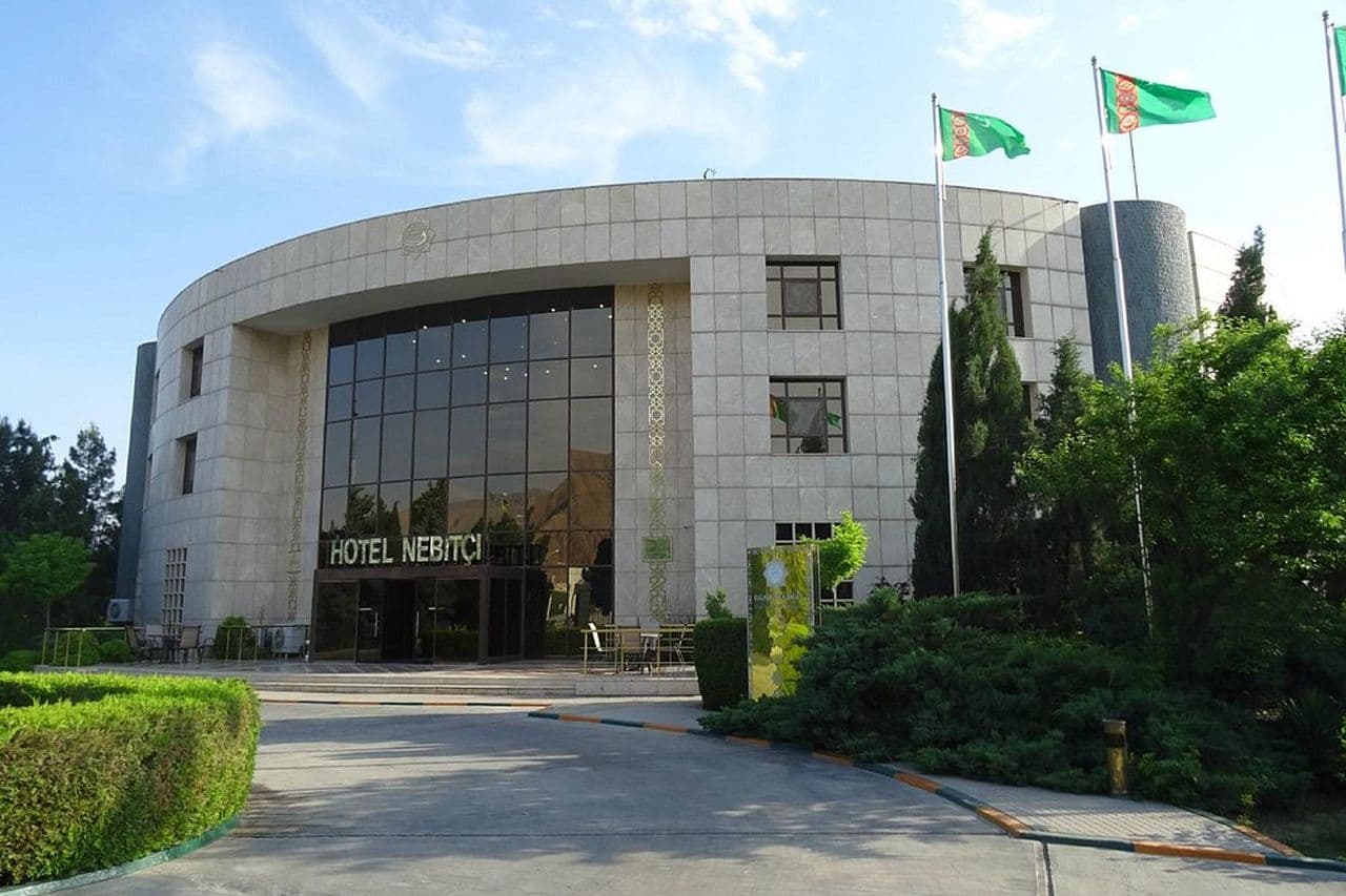 Nebitchi Hotel