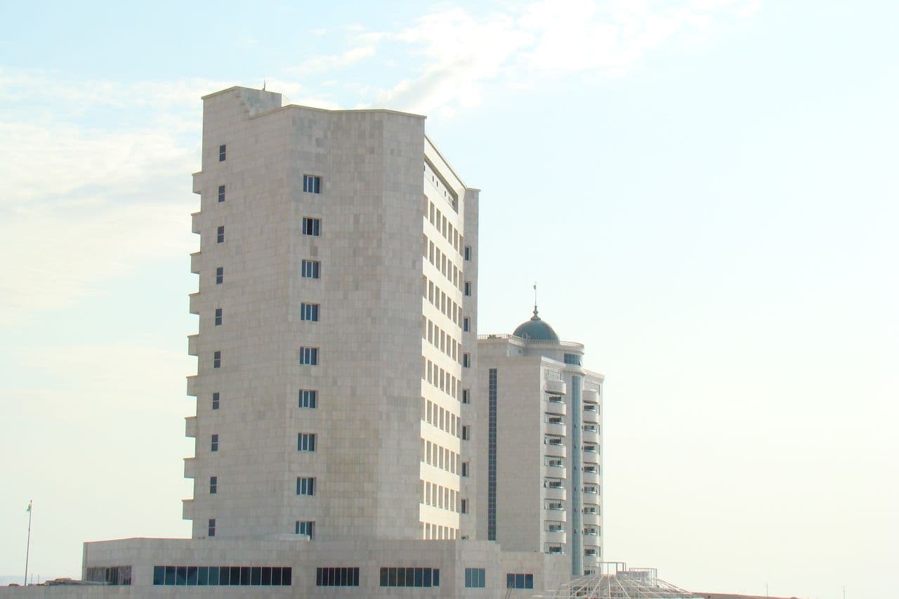 Kuwwat Hotel, Awaza