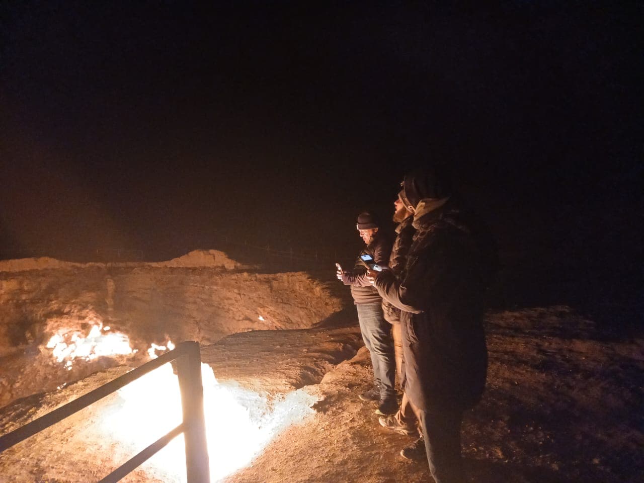 2 Day Tour: Ashgabat – Darvaza Crater – Kunya-Urgench